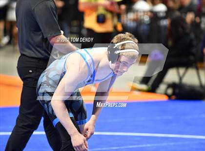 Thumbnail 2 in UIL State Championships - 5A 145lb Final photogallery.