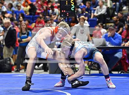 Thumbnail 2 in UIL State Championships - 5A 145lb Final photogallery.