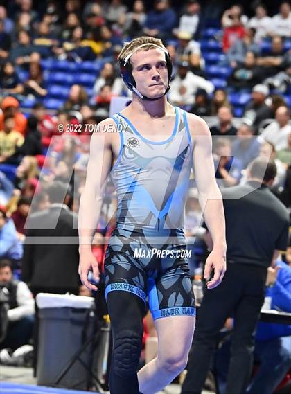 Thumbnail 3 in UIL State Championships - 5A 145lb Final photogallery.