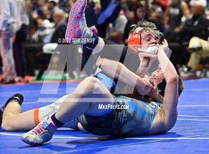 Thumbnail 2 in UIL State Championships - 5A 145lb Final photogallery.