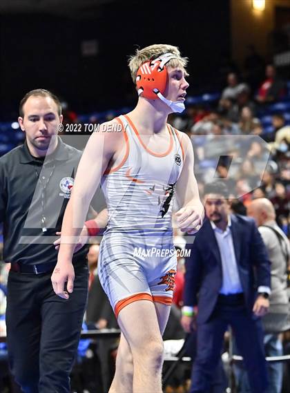 Thumbnail 2 in UIL State Championships - 5A 145lb Final photogallery.