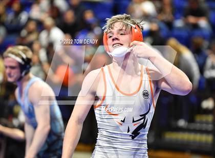 Thumbnail 1 in UIL State Championships - 5A 145lb Final photogallery.