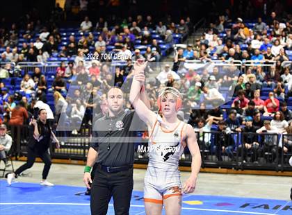 Thumbnail 2 in UIL State Championships - 5A 145lb Final photogallery.