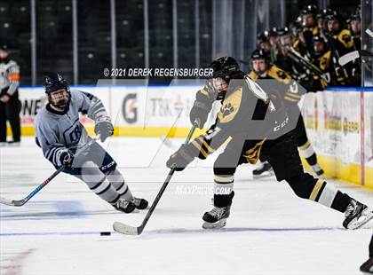 Thumbnail 3 in Battle Mountain vs Crested Butte (CHSAA 4A Final) photogallery.