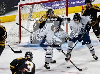 Thumbnail 3 in Battle Mountain vs Crested Butte (CHSAA 4A Final) photogallery.