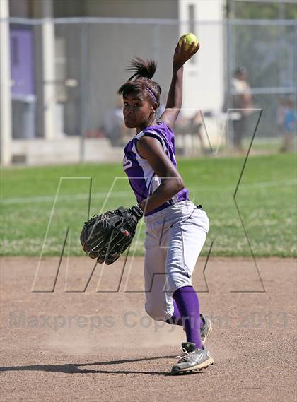 Thumbnail 1 in Sacramento vs Bethel (CIF SJS D2 playoff) photogallery.