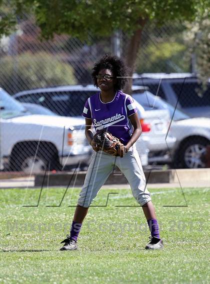 Thumbnail 3 in Sacramento vs Bethel (CIF SJS D2 playoff) photogallery.