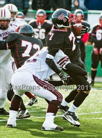 Thumbnail 3 in Tolman vs. Woonsocket (RIIL Division 2 Final) photogallery.