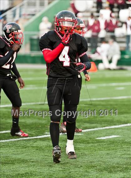Thumbnail 1 in Tolman vs. Woonsocket (RIIL Division 2 Final) photogallery.