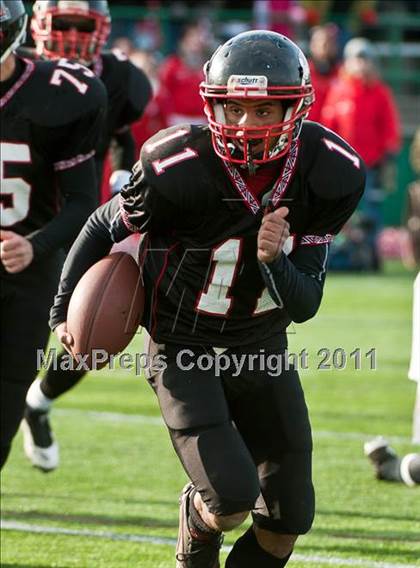 Thumbnail 2 in Tolman vs. Woonsocket (RIIL Division 2 Final) photogallery.