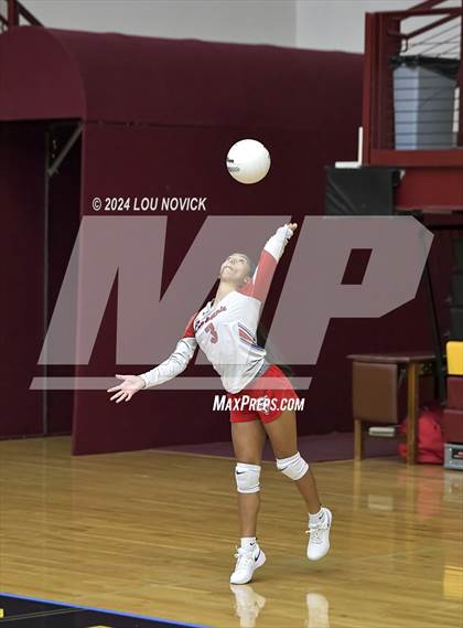 Thumbnail 2 in Estancia vs Navajo Prep photogallery.