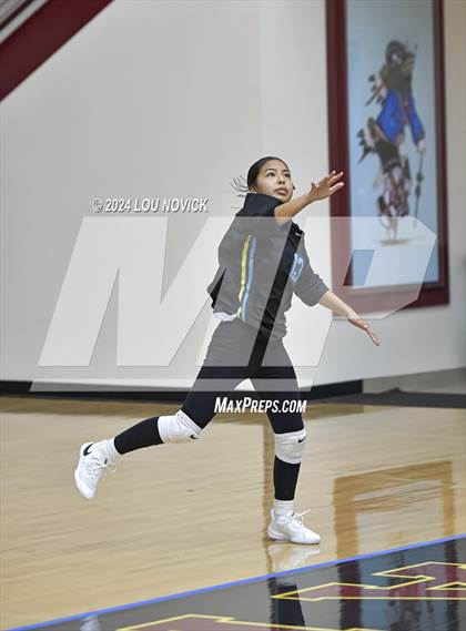 Thumbnail 1 in Estancia vs Navajo Prep photogallery.