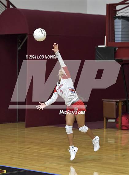Thumbnail 3 in Estancia vs Navajo Prep photogallery.