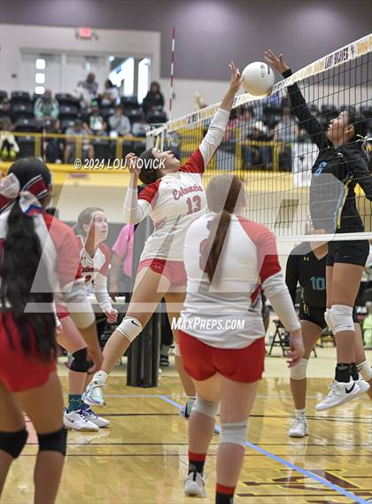 Thumbnail 2 in Estancia vs Navajo Prep photogallery.