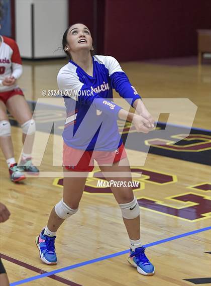 Thumbnail 3 in Estancia vs Navajo Prep photogallery.