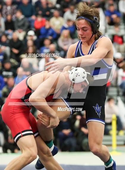 Thumbnail 3 in Section 5 Supersectionals (Division 1 Finals) photogallery.