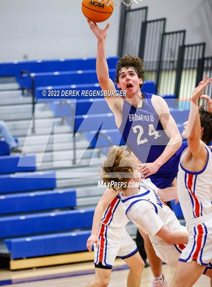Thumbnail 2 in Centaurus vs Broomfield (Boulder Valley Invitational) photogallery.