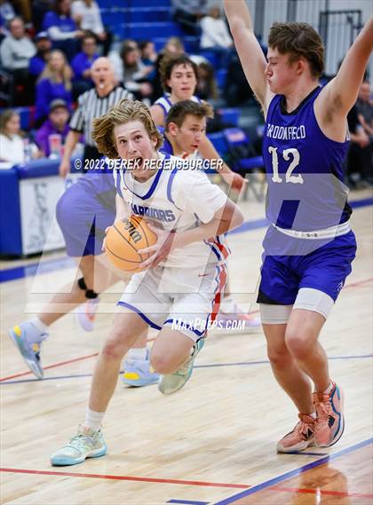 Thumbnail 1 in Centaurus vs Broomfield (Boulder Valley Invitational) photogallery.
