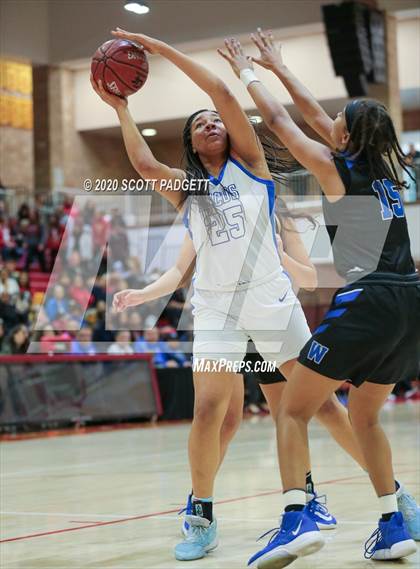 Thumbnail 2 in Windward @ La Jolla Country Day (CIF Open Division Regional Championship) photogallery.