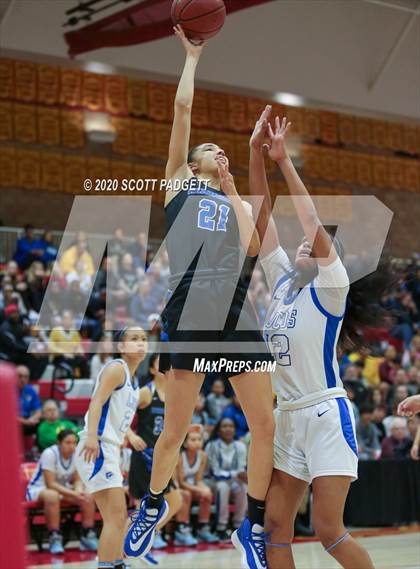 Thumbnail 1 in Windward @ La Jolla Country Day (CIF Open Division Regional Championship) photogallery.