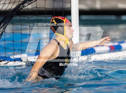 Thumbnail 3 in Sunny Hills vs La Serna (Troy Varsity Winter Classic II) photogallery.