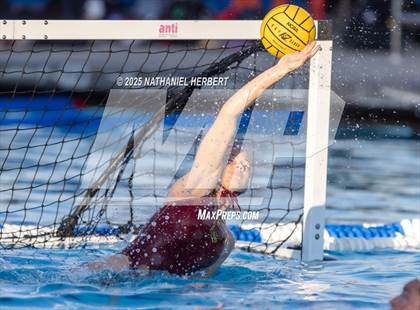 Thumbnail 2 in Sunny Hills vs La Serna (Troy Varsity Winter Classic II) photogallery.