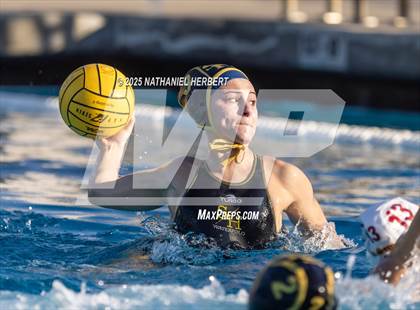 Thumbnail 3 in Sunny Hills vs La Serna (Troy Varsity Winter Classic II) photogallery.