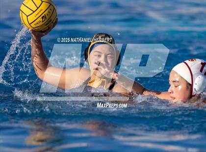 Thumbnail 2 in Sunny Hills vs La Serna (Troy Varsity Winter Classic II) photogallery.