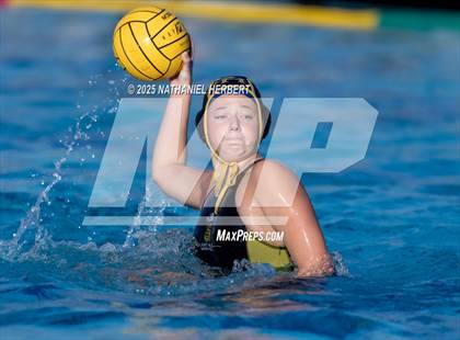 Thumbnail 2 in Sunny Hills vs La Serna (Troy Varsity Winter Classic II) photogallery.