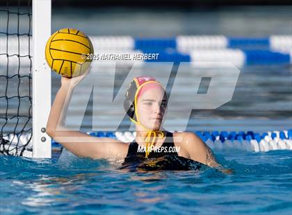 Thumbnail 2 in Sunny Hills vs La Serna (Troy Varsity Winter Classic II) photogallery.