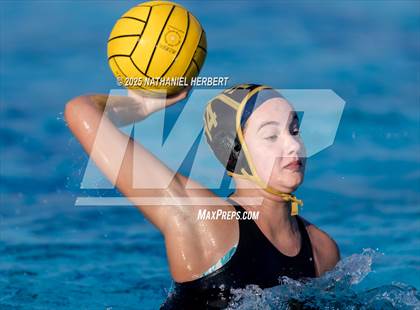 Thumbnail 3 in Sunny Hills vs La Serna (Troy Varsity Winter Classic II) photogallery.