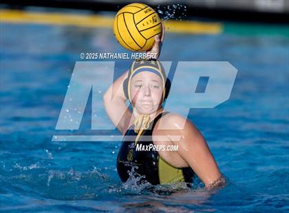 Thumbnail 2 in Sunny Hills vs La Serna (Troy Varsity Winter Classic II) photogallery.