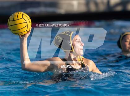 Thumbnail 2 in Sunny Hills vs La Serna (Troy Varsity Winter Classic II) photogallery.