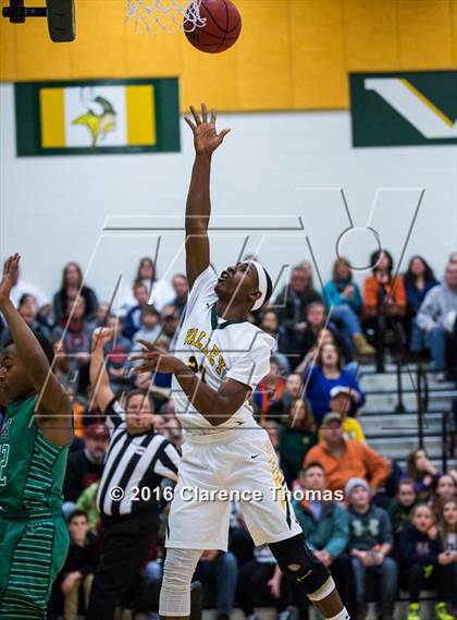 Thumbnail 1 in Woodgrove @ Loudoun Valley photogallery.