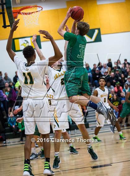 Thumbnail 3 in Woodgrove @ Loudoun Valley photogallery.