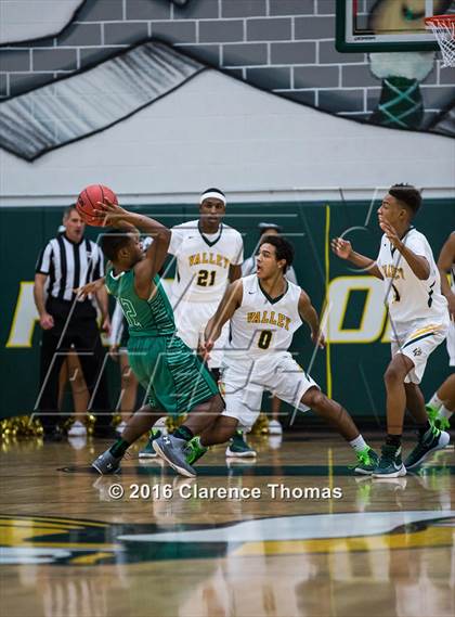 Thumbnail 2 in Woodgrove @ Loudoun Valley photogallery.
