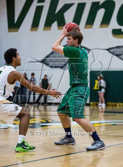 Thumbnail 1 in Woodgrove @ Loudoun Valley photogallery.
