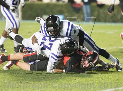 Thumbnail 2 in New Bern vs. Porter Ridge (NCHSAA 4A Final) photogallery.