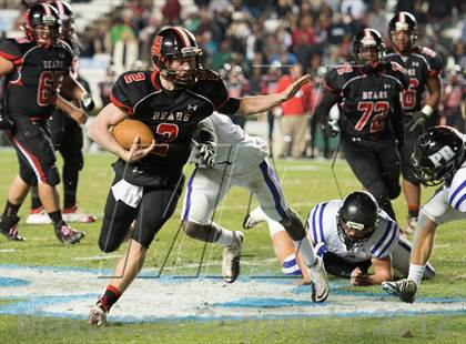 Thumbnail 2 in New Bern vs. Porter Ridge (NCHSAA 4A Final) photogallery.