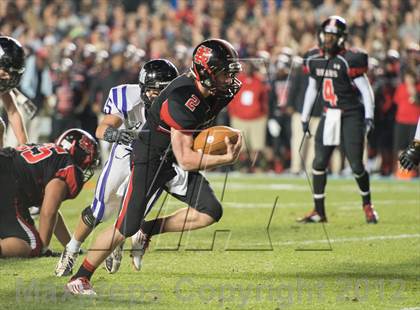 Thumbnail 3 in New Bern vs. Porter Ridge (NCHSAA 4A Final) photogallery.