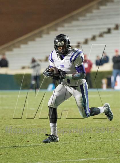 Thumbnail 1 in New Bern vs. Porter Ridge (NCHSAA 4A Final) photogallery.