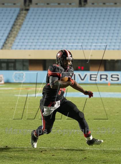 Thumbnail 2 in New Bern vs. Porter Ridge (NCHSAA 4A Final) photogallery.
