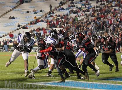Thumbnail 1 in New Bern vs. Porter Ridge (NCHSAA 4A Final) photogallery.