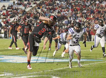 Thumbnail 1 in New Bern vs. Porter Ridge (NCHSAA 4A Final) photogallery.