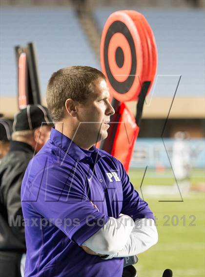 Thumbnail 3 in New Bern vs. Porter Ridge (NCHSAA 4A Final) photogallery.