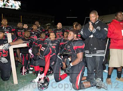 Thumbnail 1 in New Bern vs. Porter Ridge (NCHSAA 4A Final) photogallery.