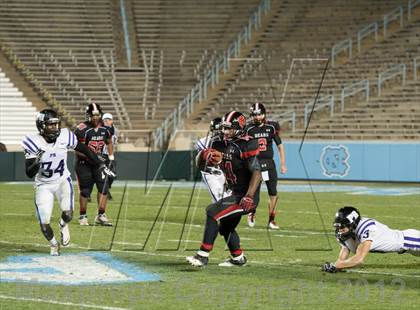 Thumbnail 2 in New Bern vs. Porter Ridge (NCHSAA 4A Final) photogallery.