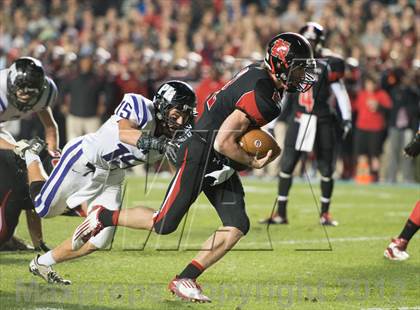 Thumbnail 1 in New Bern vs. Porter Ridge (NCHSAA 4A Final) photogallery.