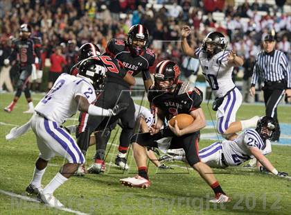 Thumbnail 2 in New Bern vs. Porter Ridge (NCHSAA 4A Final) photogallery.