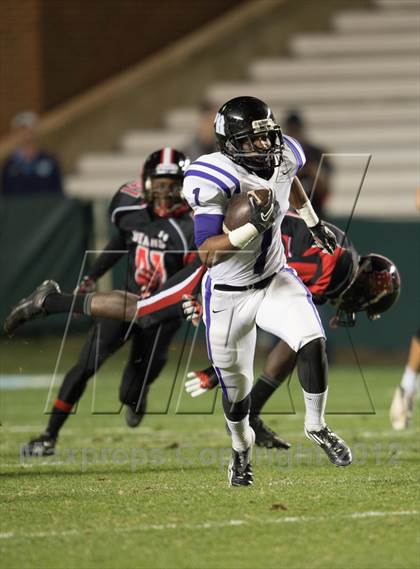 Thumbnail 1 in New Bern vs. Porter Ridge (NCHSAA 4A Final) photogallery.